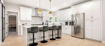 Luxe Home w/ Pool and Hot Tub on 7 acres