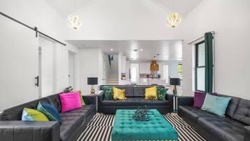 TV connectée, cheminée