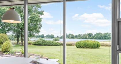 Lovely home in Grindsted with lake view
