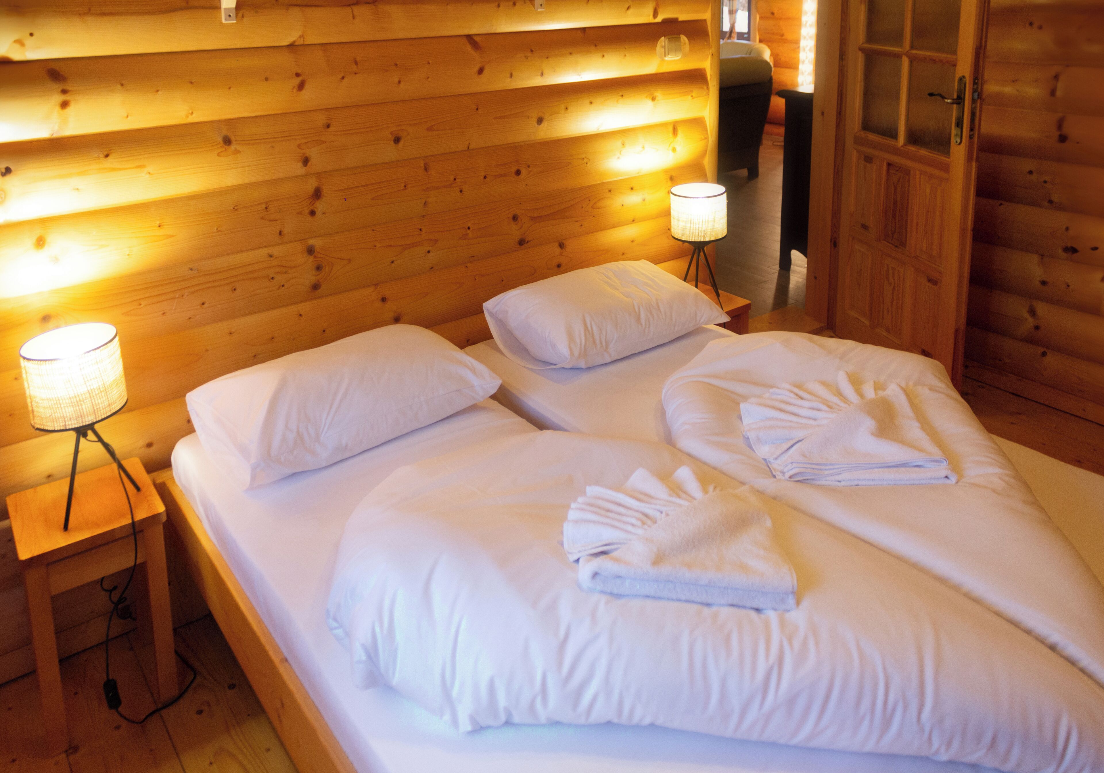 4 chambres, Wi-Fi, draps fournis