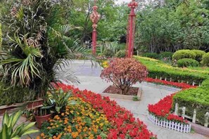 Interior - Meiyuan Hotel (Pingyin)