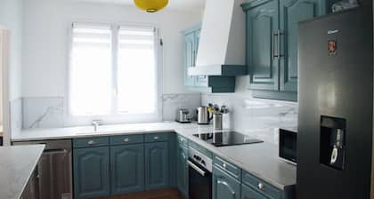 Centre-ville Coty. Idéal pour les familles , 4 chambres, 3 salles de bain,