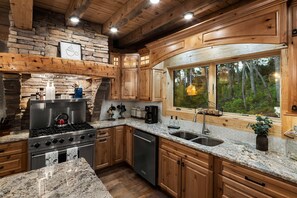 Fridge, microwave, oven, stovetop - Holiday Luxury Lodge: Views Theater Outdoor Fun (Sevierville)