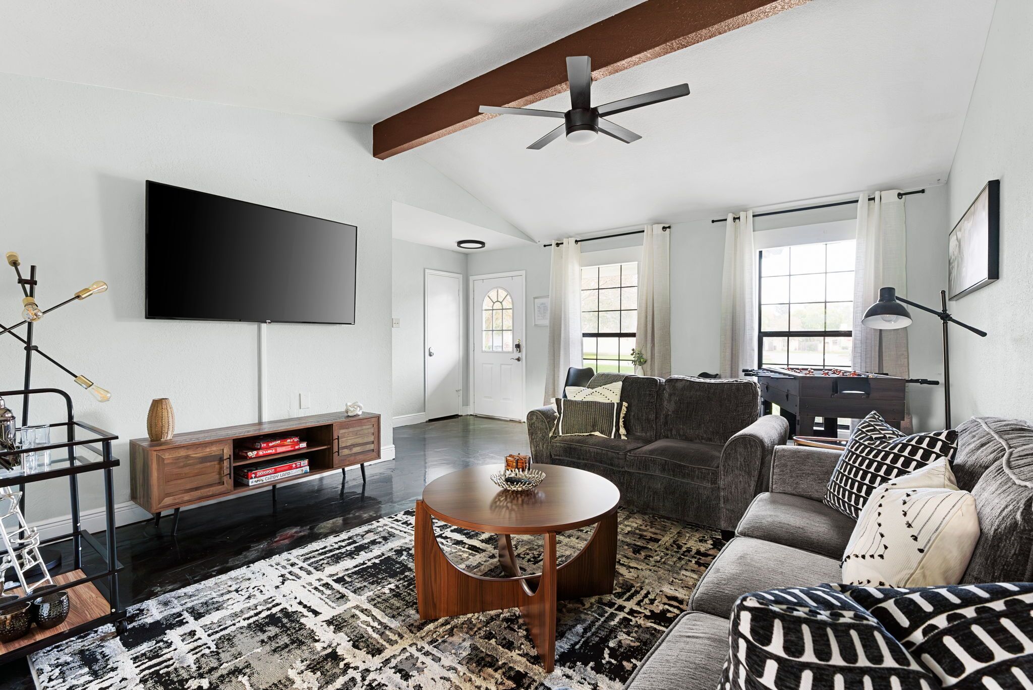 Stylish 3BR with 30-Day Stay Discounts-Quiet Cul-de-Sac-Cozy Central Round Rock!
