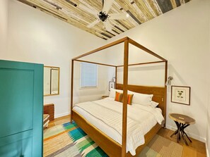 5 habitaciones, tabla de planchar con plancha y wifi gratis 
