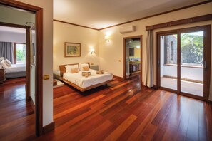 5 habitaciones, tabla de planchar con plancha, wifi y ropa de cama 