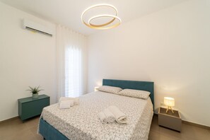 3 soverom, strykejern/-brett, wi-fi og sengetøy