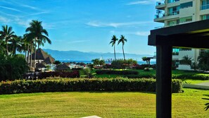 Property grounds - Shangri-La Condo: Spacious Ground-Floor Villa, Patio to Pool/Garden/Restaurant (Puerto Vallarta)