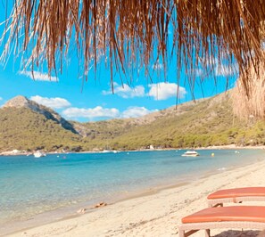 Beach - Casa del sol 15 by Mallorca North Villas (Port de Pollença)