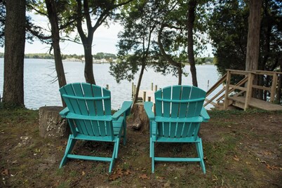 4BDRM River front house with Private Beach in Hollywood