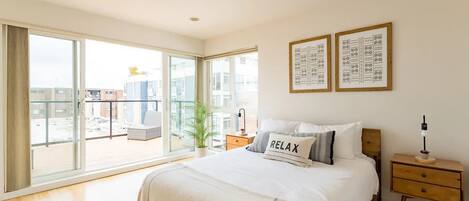 3 habitaciones, tabla de planchar con plancha, wifi y ropa de cama