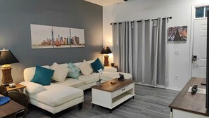 3 ห้องนอน, ผ้าม่านกันแสง, Wi-Fi ฟรี