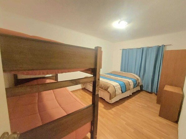 2 bedrooms, free WiFi, bed sheets