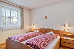 2 makuuhuonetta, ilmainen Wi-Fi, vuodevaatteet