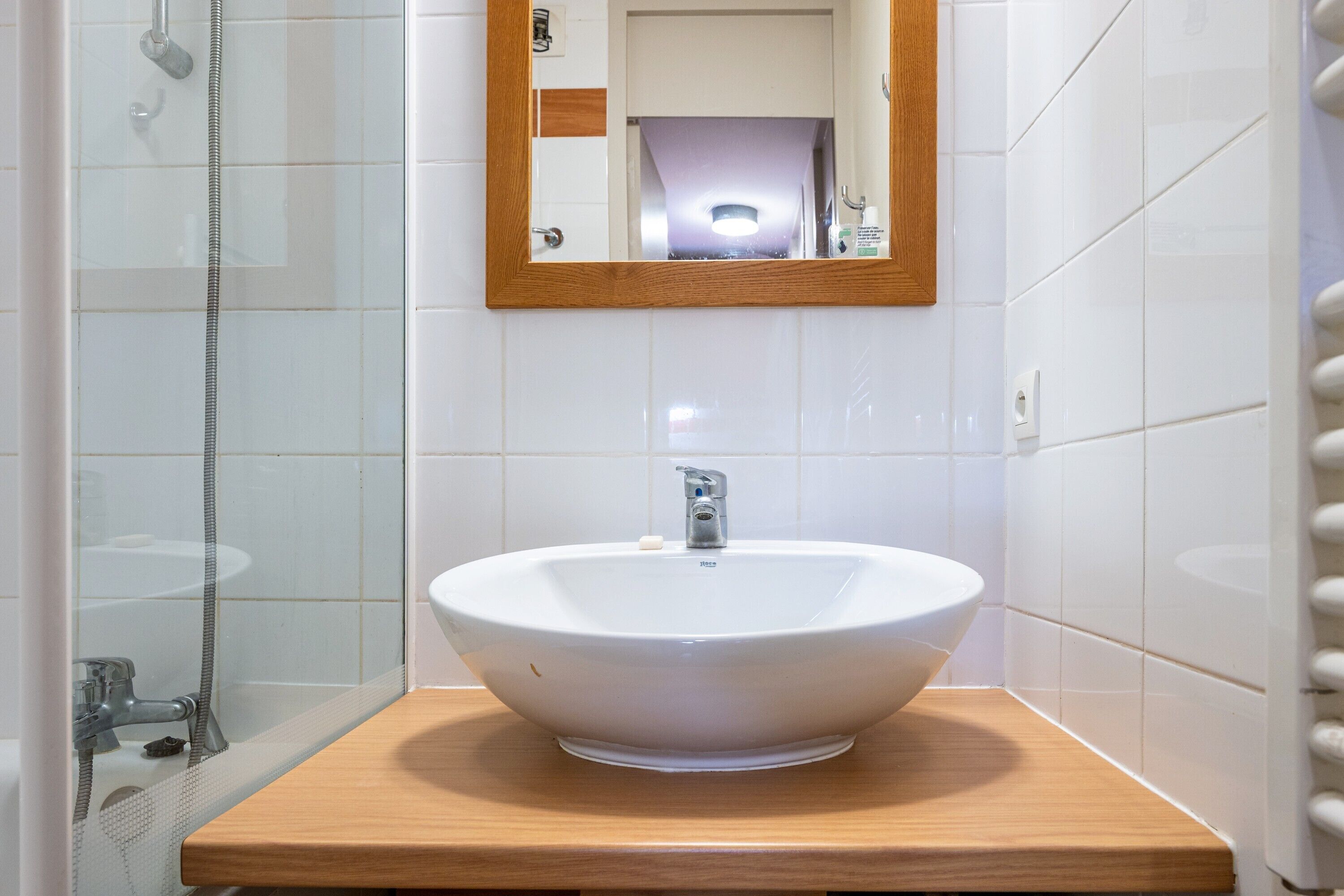 Een douche, een haardroger