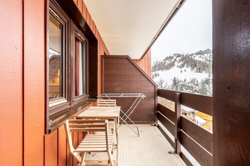 Apartment 'Séjour À La Montagne - Les Silènes' with Mountain View and Balcony