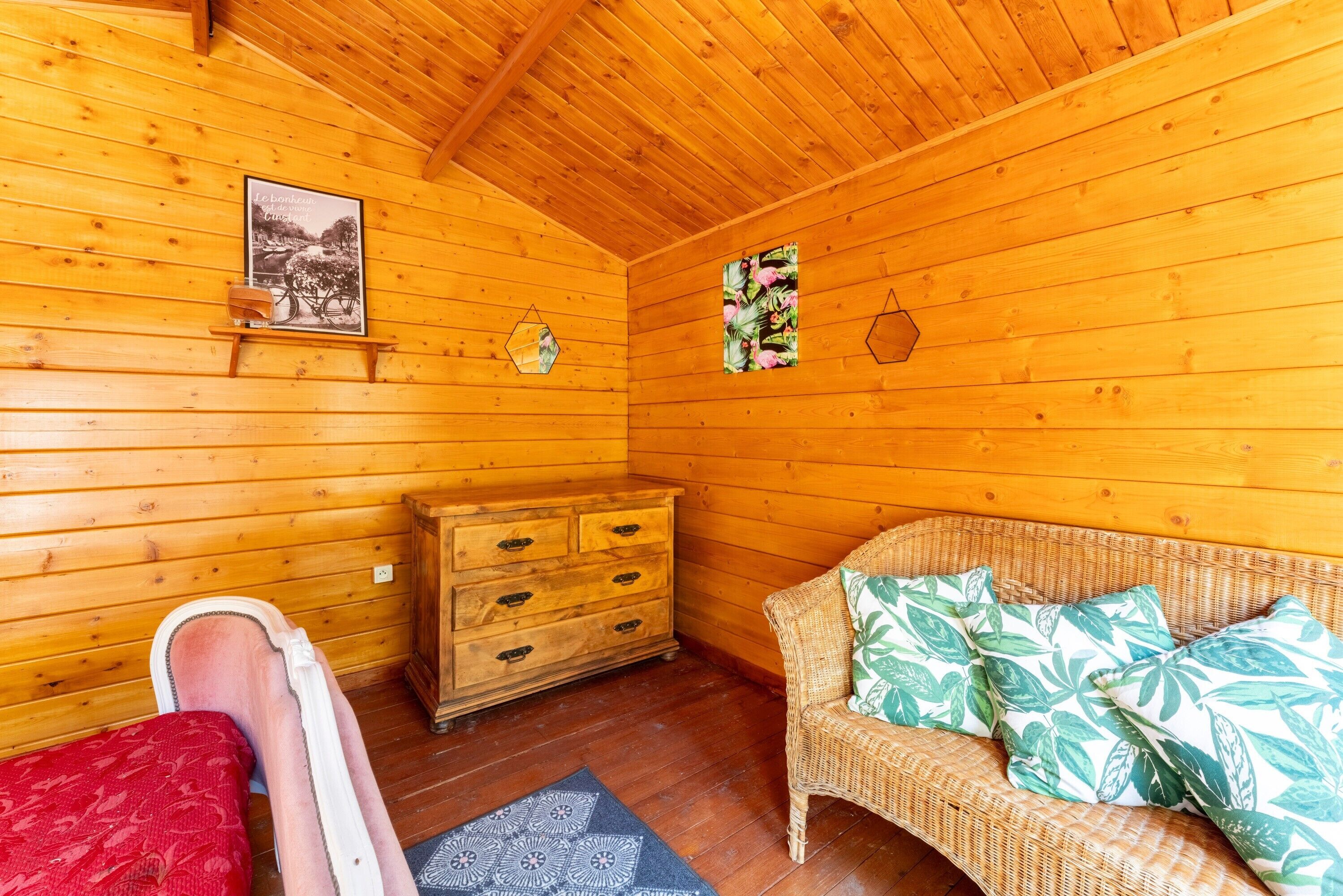Vakantiehuis 'Chalets Atypiques' Met Bergzicht, Gedeeld Zwembad En Privéterras - Bédoin