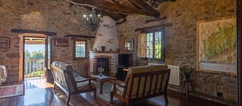 Finca 'Fuenternilla' mit Bergblick, privater Terrasse und Wi-Fi