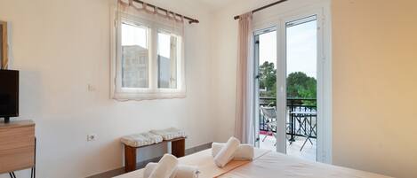 1 habitación, tabla de planchar con plancha y wifi gratis