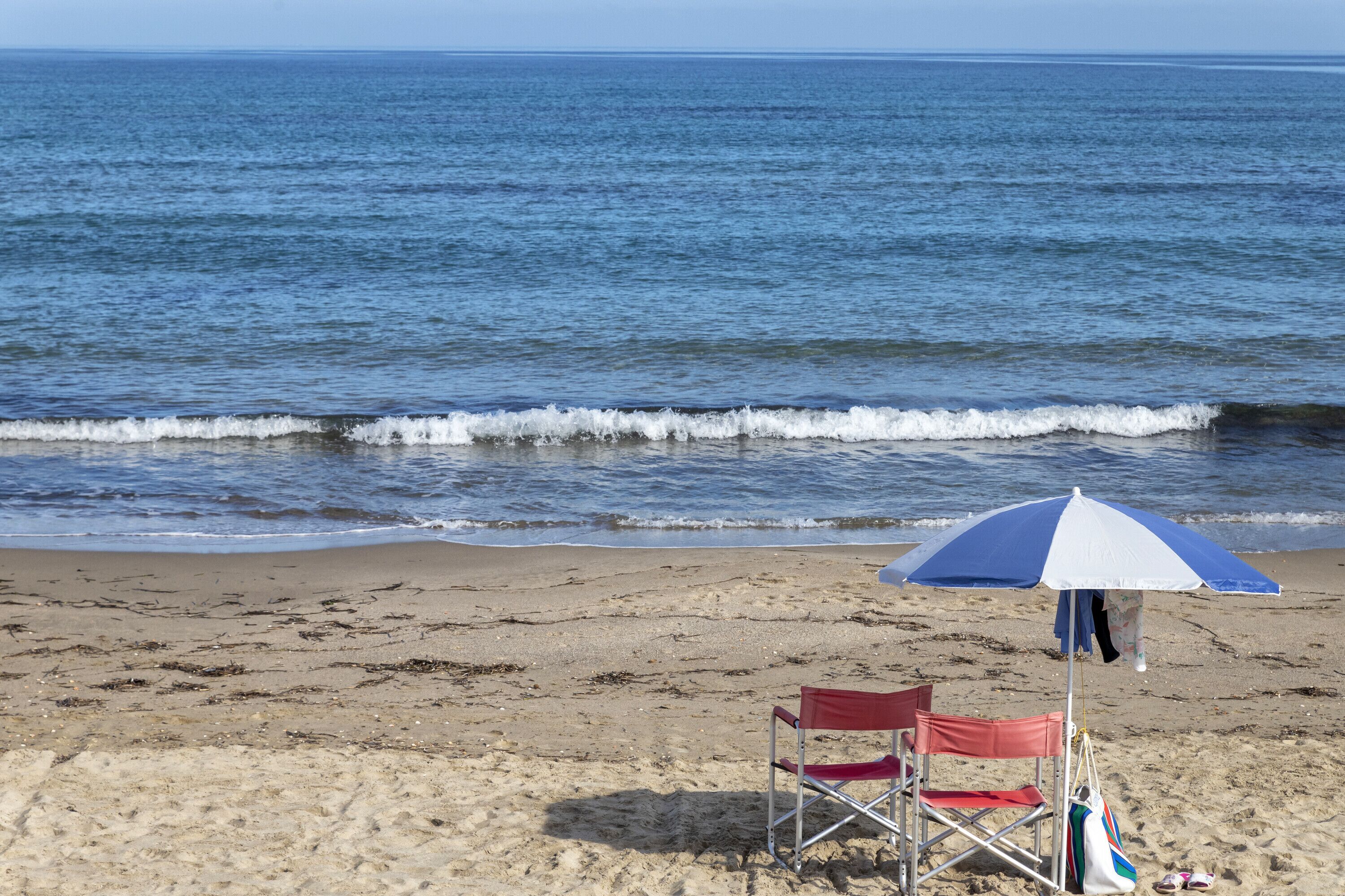 Una spiaggia nelle vicinanze