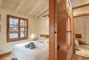 2 camere, ferro/asse da stiro, Wi-Fi gratuito, lenzuola