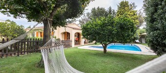 Country House 'Casa Rural Amb Piscina I Jardí' with Private Pool, Wi-Fi and Air Conditioning