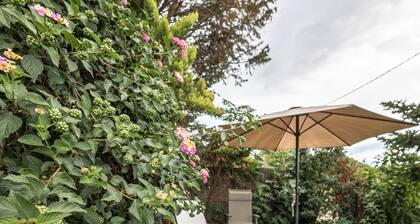 Country House 'Casa Rural Amb Piscina I Jardí' with Private Pool, Wi-Fi and Air Conditioning