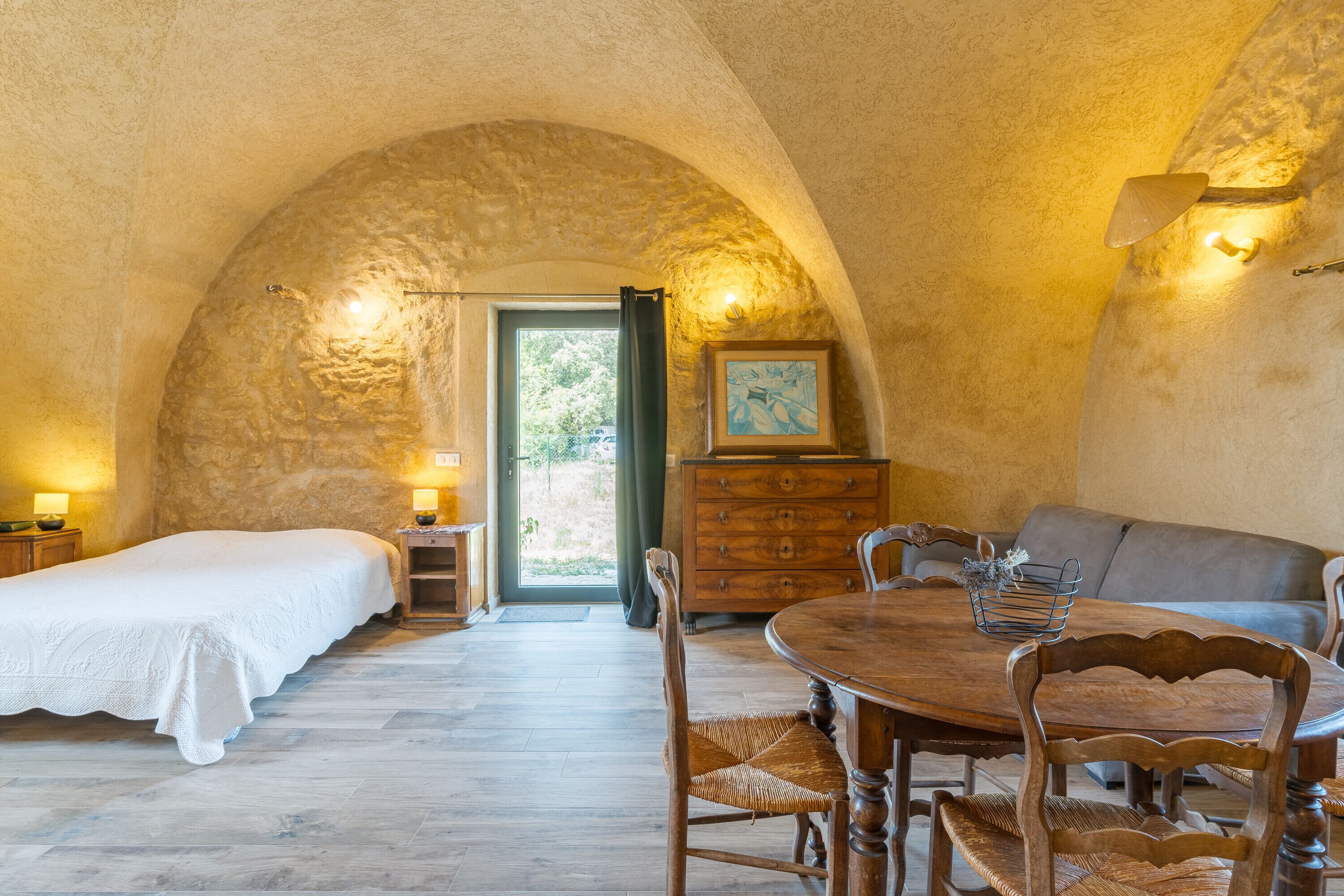 Bügeleisen/Bügelbrett, kostenloses WLAN, Bettwäsche