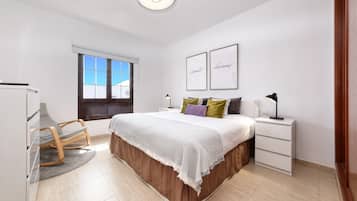 2 dormitorios, tabla de planchar con plancha, wifi gratis y ropa de cama