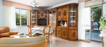 Holiday Home 'Casa Monica' with Shared Terrace and Shared Garden