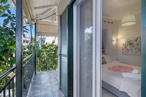 2 bedrooms, free WiFi, bed sheets - Studio Apartment 'S8' with Sea View, Wi-Fi and Air Conditioning (Lefkada)