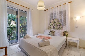 2 bedrooms, free WiFi, bed sheets - Studio Apartment 'S8' with Sea View, Wi-Fi and Air Conditioning (Lefkada)