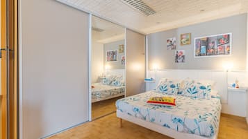 1 dormitori, wifi gratuïta i roba de llit