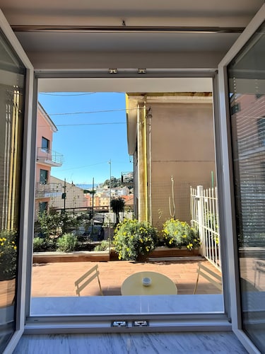 'Joyfül Accomodation Camera 1' with Wi-Fi and Air Conditioning