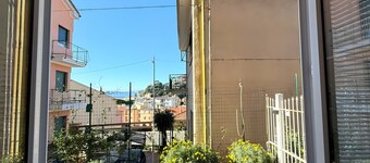 'Joyfül Accomodation Camera 1' with Wi-Fi and Air Conditioning