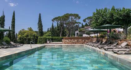 Villa 'Masia Luxmarspa' con vistas a la montaña, Wi-Fi y aire acondicionado