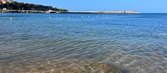 Apartamento 'Luanco Playa' con Wi-Fi
