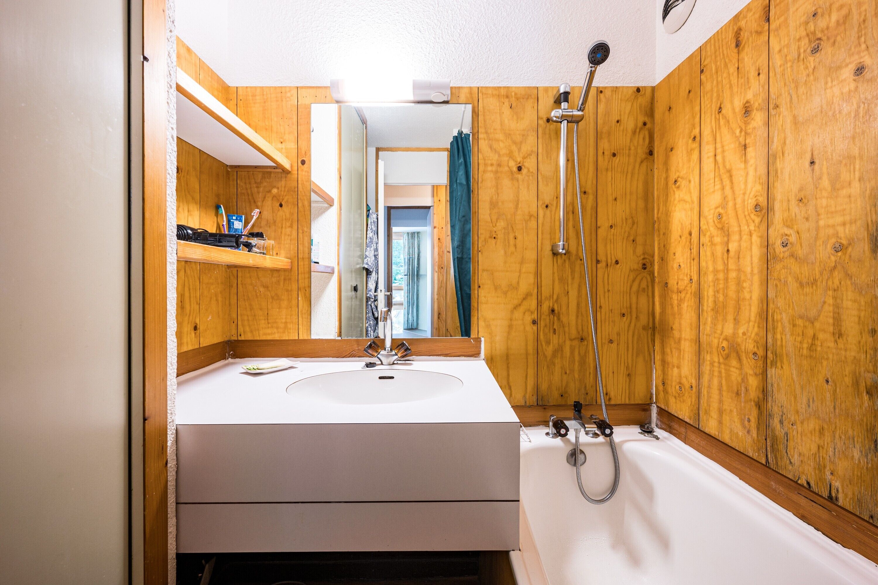 Shower, hair dryer
