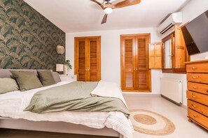 3 chambres, Wi-Fi gratuit, draps fournis