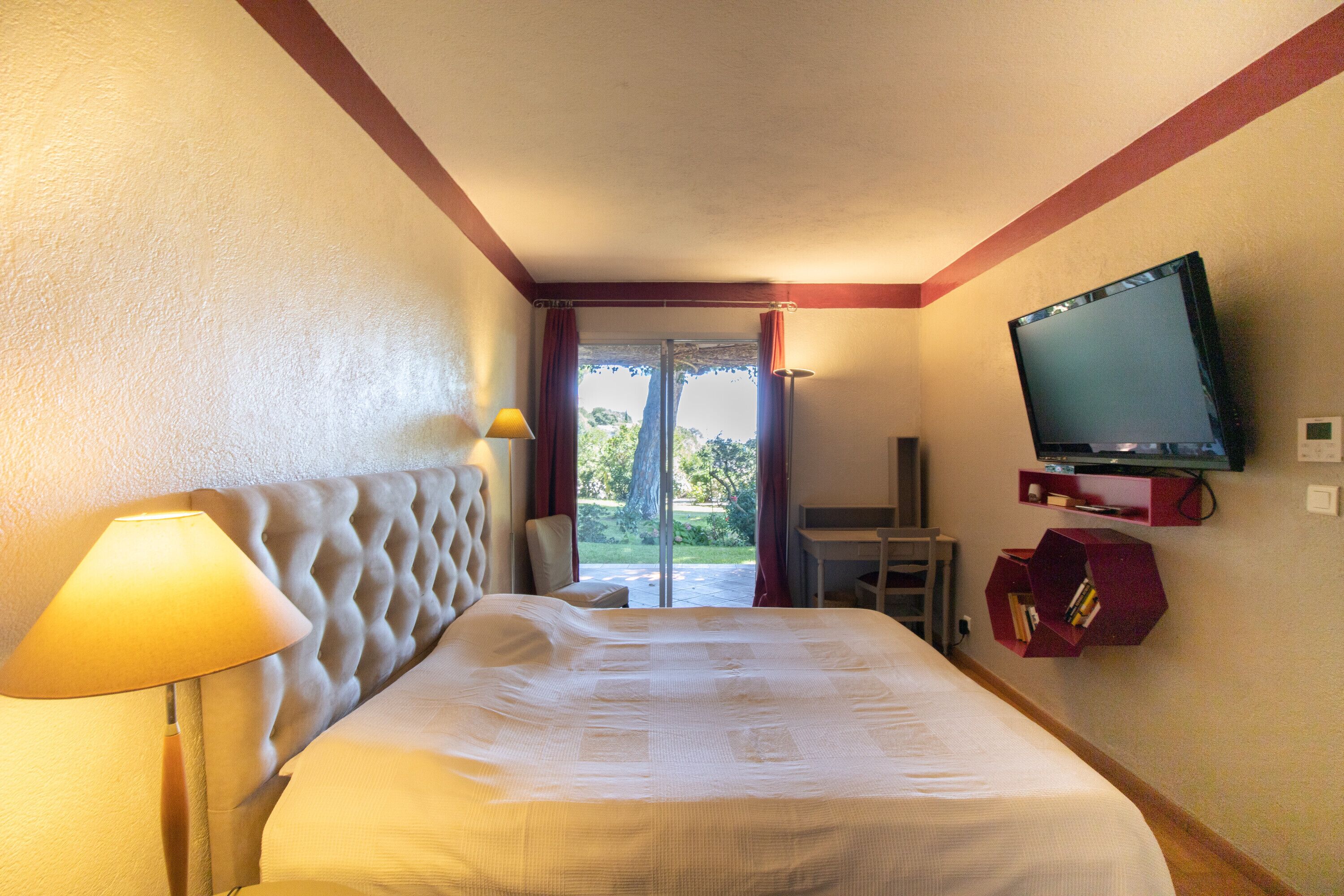 4 chambres, fer et planche à repasser, Wi-Fi gratuit, draps fournis