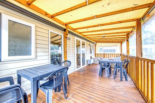 Mobil-Home Amira de 42m2 avec vue sur mer et climatisation