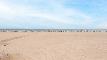 Vlak bij het strand