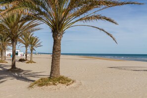 Tæt på stranden