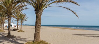 Holiday Home 'Casita Gandia Playa' with Private Terrace and Air Conditioning