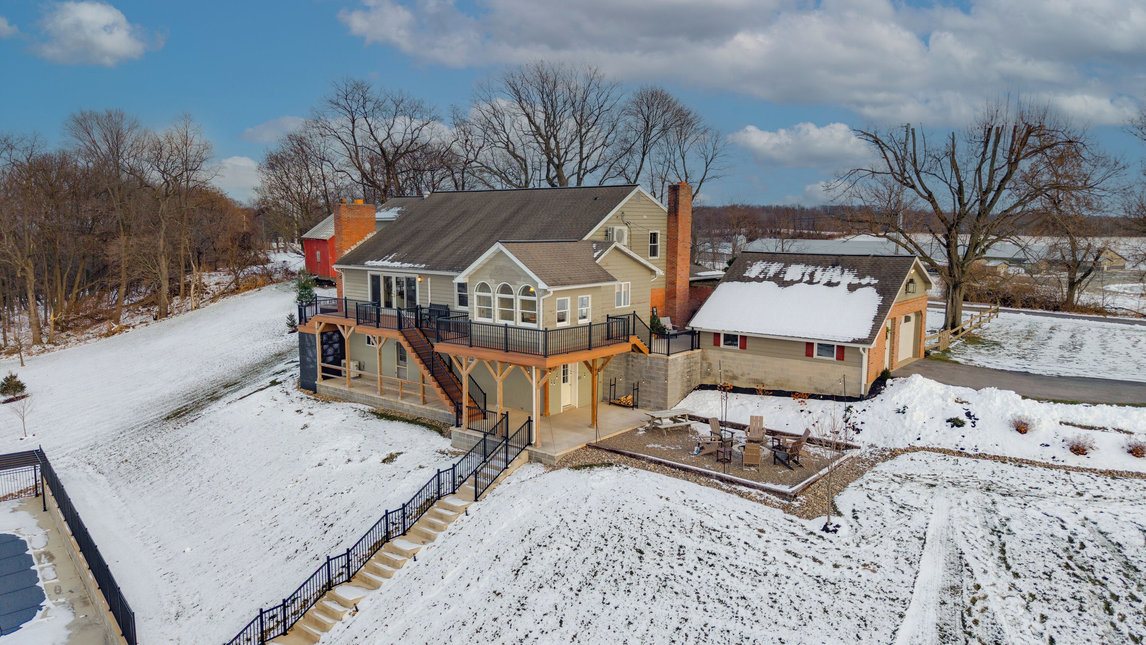 المنشأة من الخارج