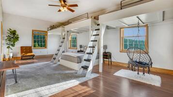 7 室のベッドルーム、デスク、旅行用ベビーベッド、WiFi (無料)