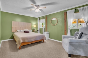 5 bedrooms, free WiFi, bed sheets