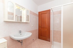Shower, hair dryer