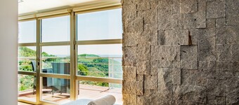 Casa rural 'Entregredos' con vistas a la montaña, Wi-Fi y aire acondicionado