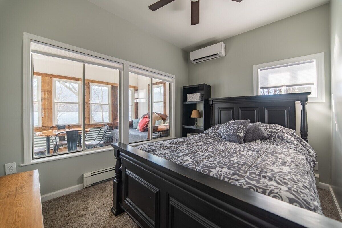 3 bedrooms, desk, free WiFi, bed sheets